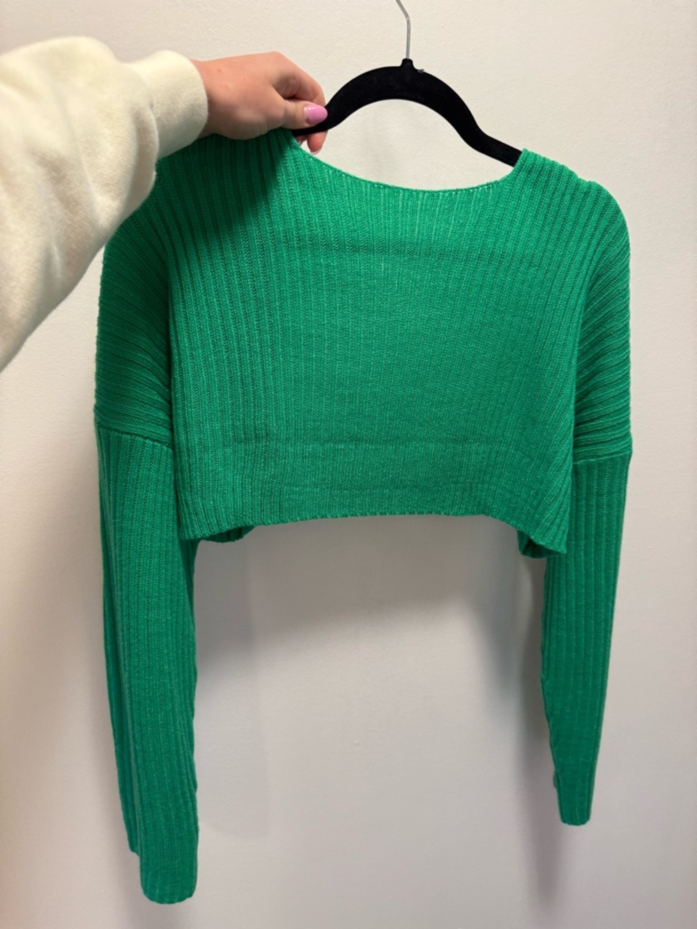Green Shrug sweater - Picture 2 of 3